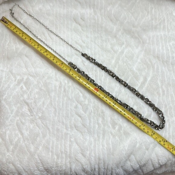 AEA Silver Tone Multi Disk Statement Necklace - Picture 9 of 10